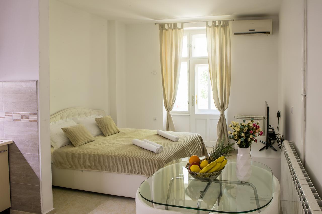 Natalie'S Apartment Belgrad Zewnętrze zdjęcie